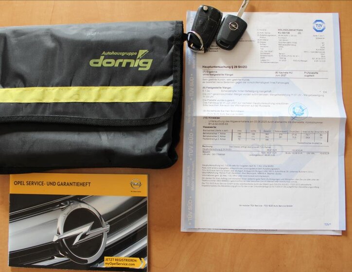 Opel Corsa Hatchback 1,4 l 64 kw