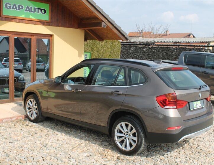 BMW X1 SUV / Terénní 2,0 l 100 kw