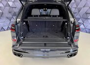 BMW X7 SUV / Terénní 4,4 l 390 kw