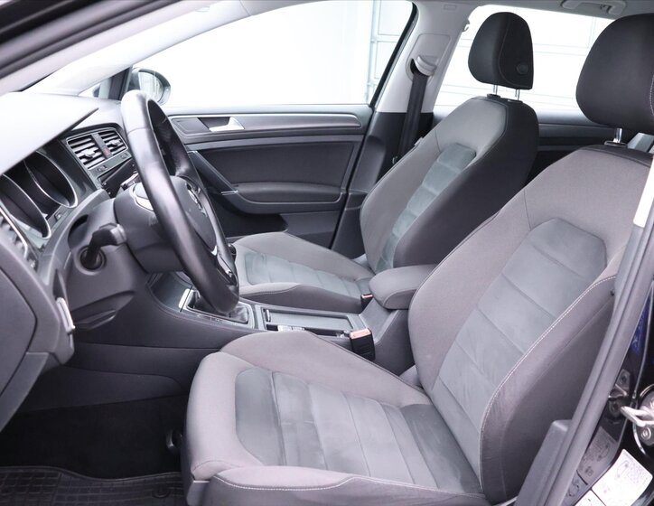 Volkswagen Golf Kombi 999,0 81 kw