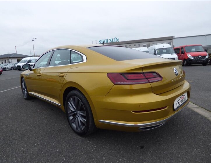 Volkswagen Arteon 5