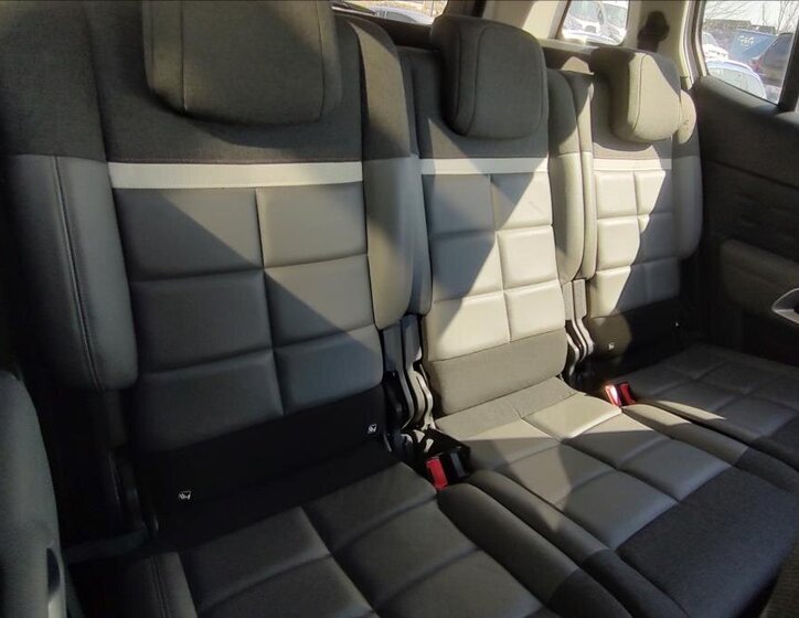 Citroën C5 Aircross SUV 1,6 l 133 kw