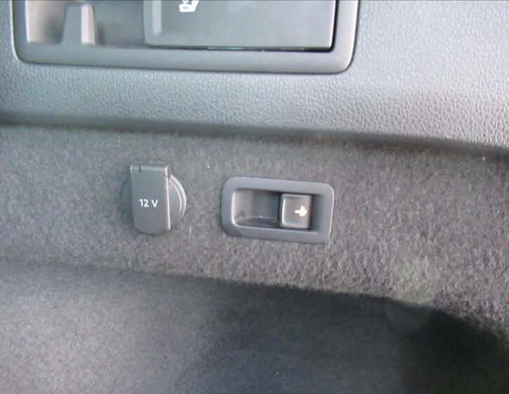 Volkswagen Passat 25