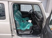 Suzuki Jimny SUV 1,5 l 75 kw