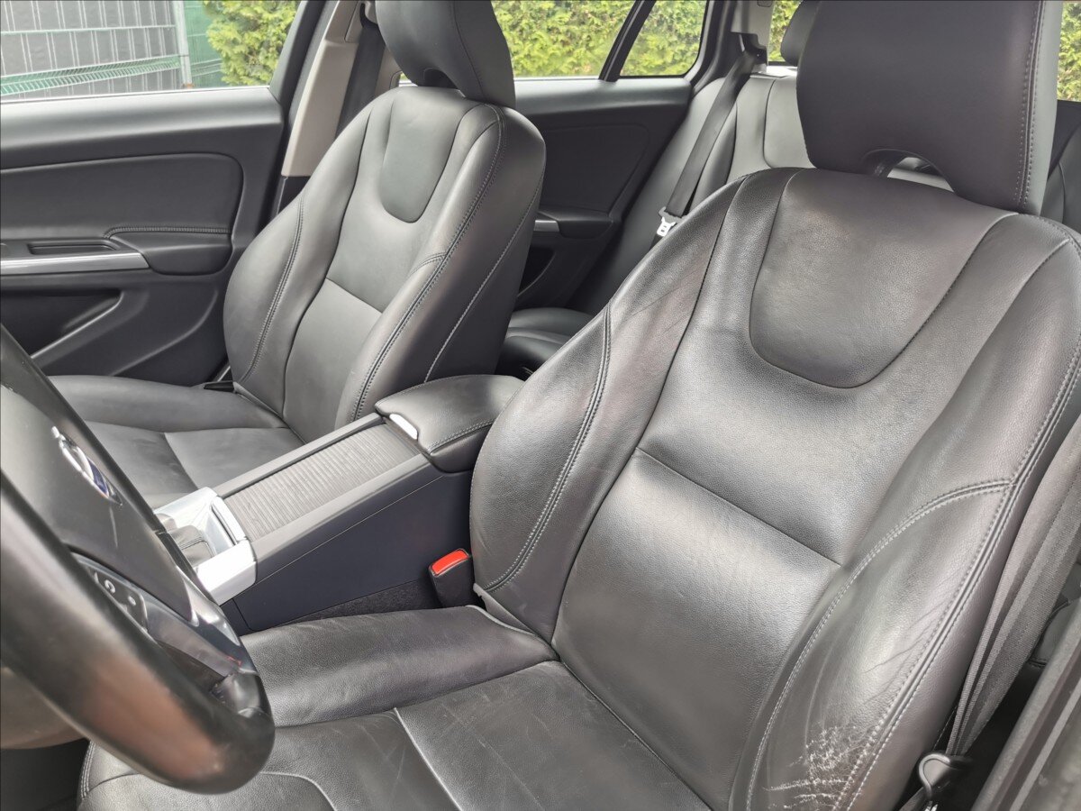 Volvo V60 Kombi 2,0 l 133 kw