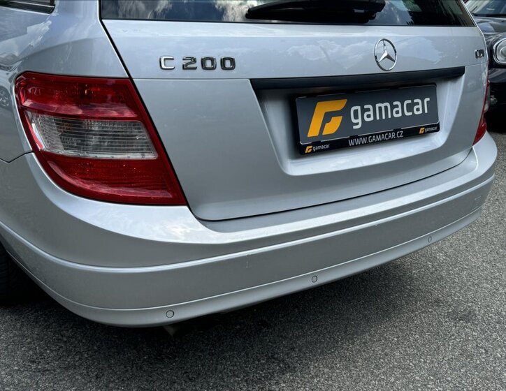 Mercedes-Benz Třídy C Kombi 2,1 l 100 kw