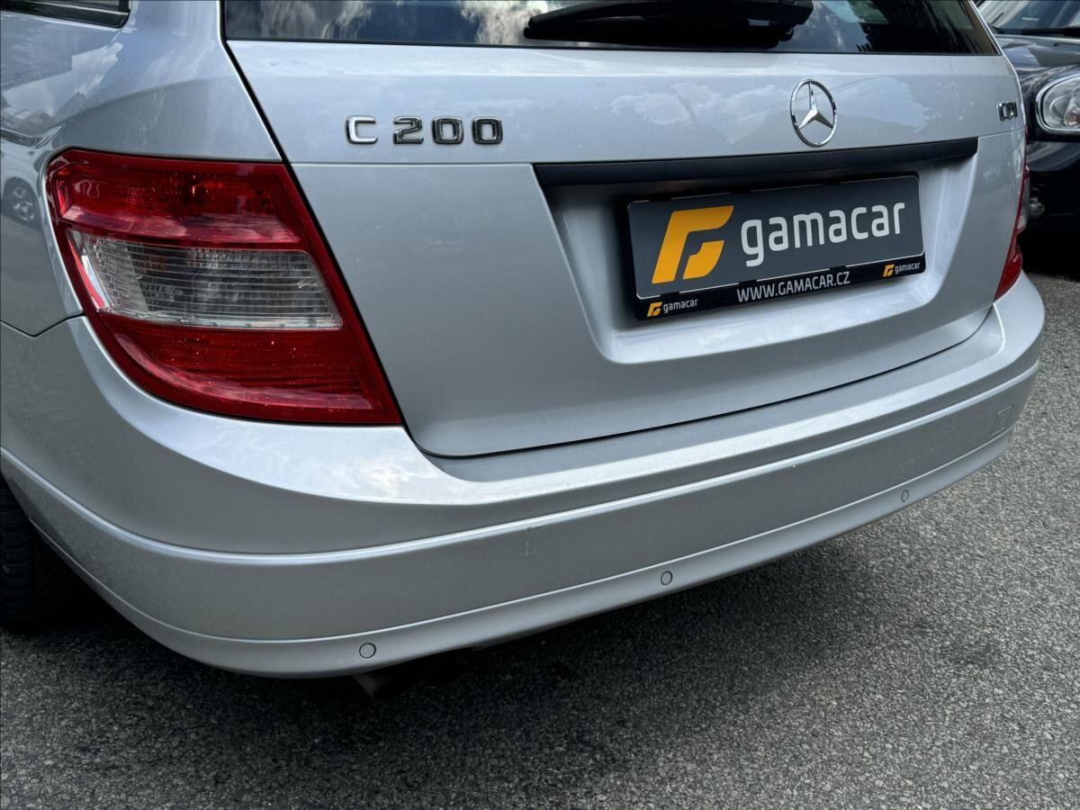 Mercedes-Benz Třídy C Kombi 2,1 l 100 kw