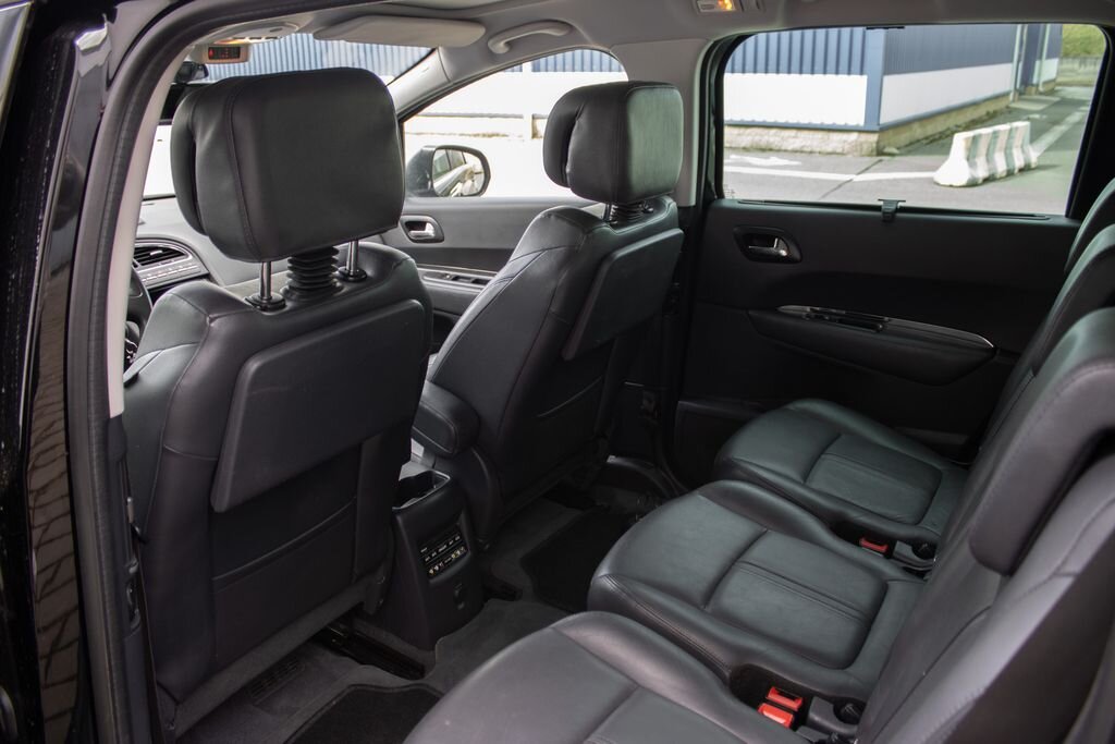 Peugeot 5008 SUV / Terénní 2,0 l 110 kw