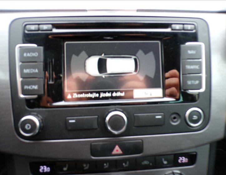 Volkswagen Passat 32