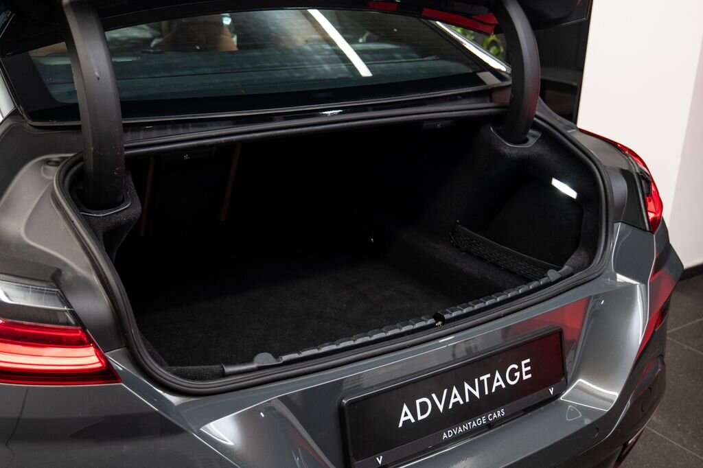 BMW Řada 8 Sedan 4,4 l 390 kw