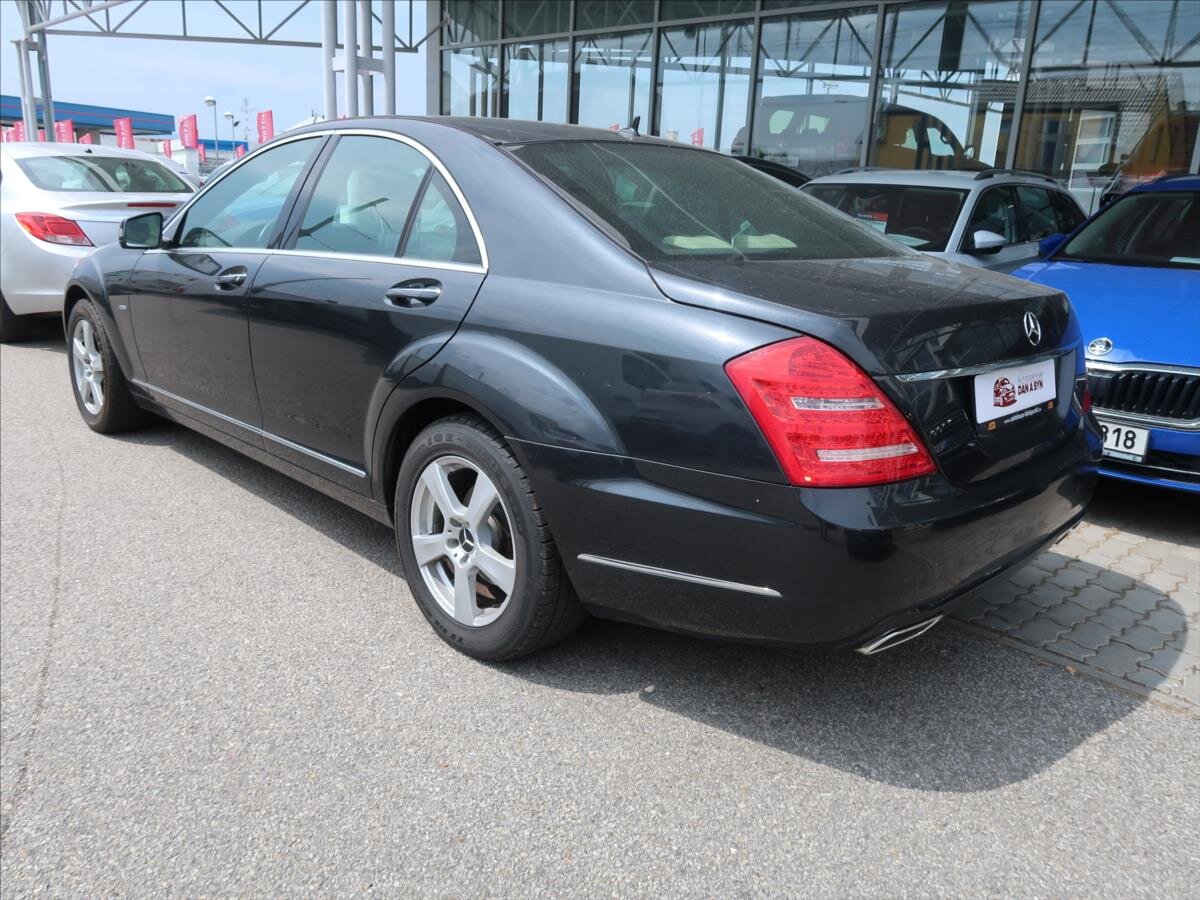 Mercedes-Benz Třídy S Sedan 3,0 l 190 kw
