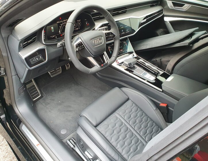 Audi RS7 Hatchback 4,0 l 441 kw