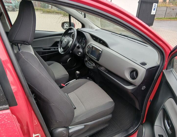 Toyota Yaris 15