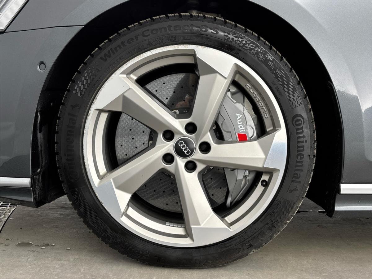 Audi S8 Sedan / Limuzína 4,0 l 420 kw