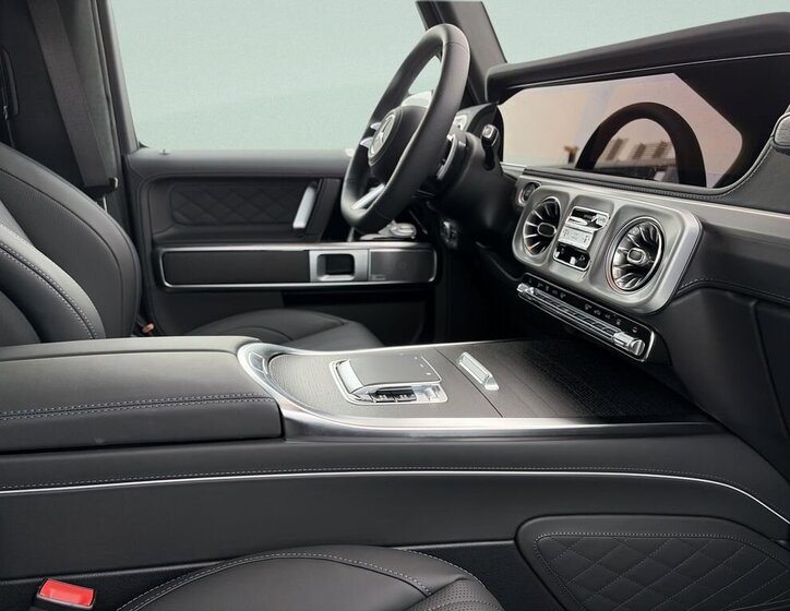 Mercedes-Benz Třídy G SUV / Terénní 0,0 432 kw