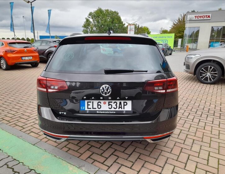 Volkswagen Passat Kombi 1,4 l 115 kw
