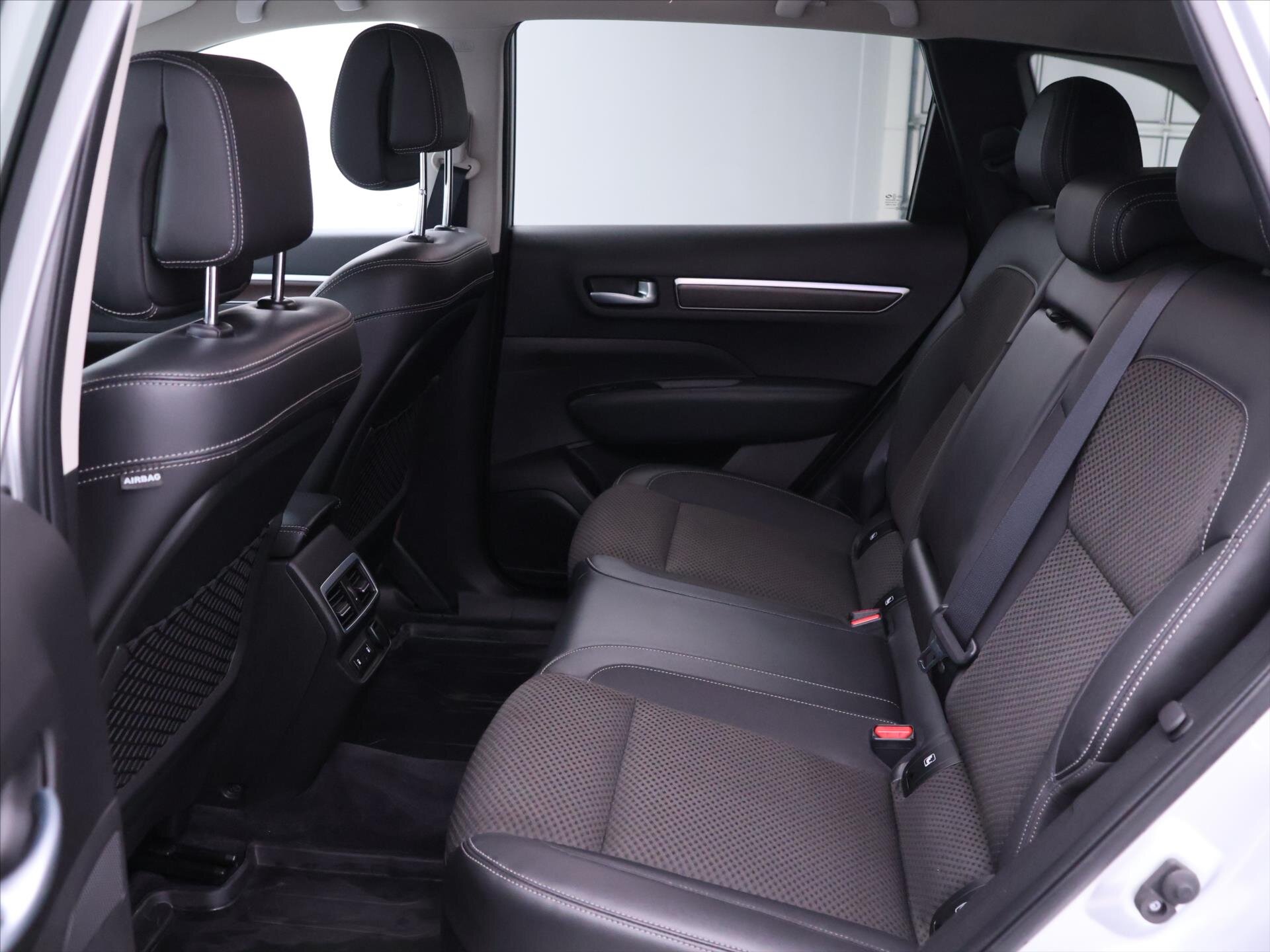 Renault Koleos SUV / Terénní 2,0 l 313 kw