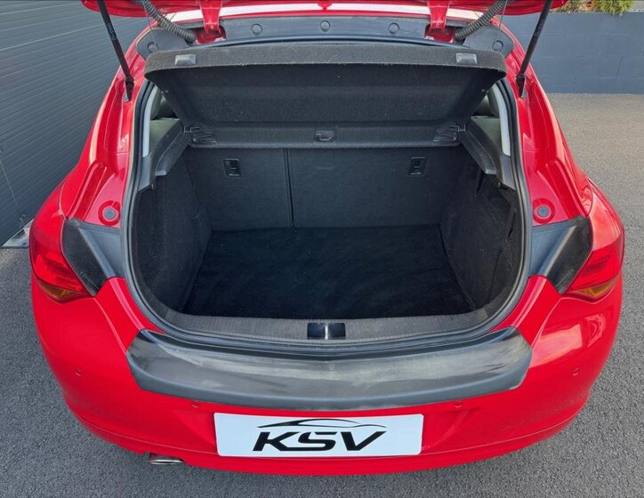 Opel Astra Hatchback 1,4 l 103 kw