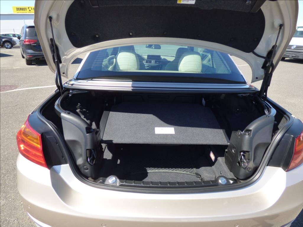 BMW Řada 4 Kabriolet 3,0 l 225 kw