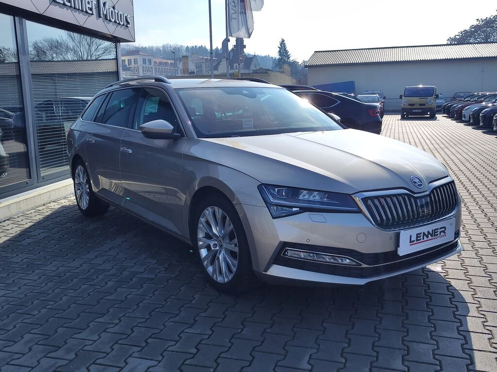 Škoda Superb Kombi 1,5 l 110 kw
