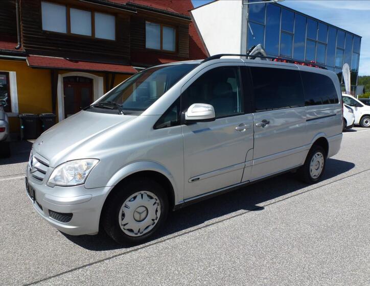 Mercedes-Benz Viano 1