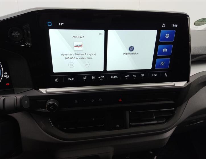 Volkswagen Caravelle 15