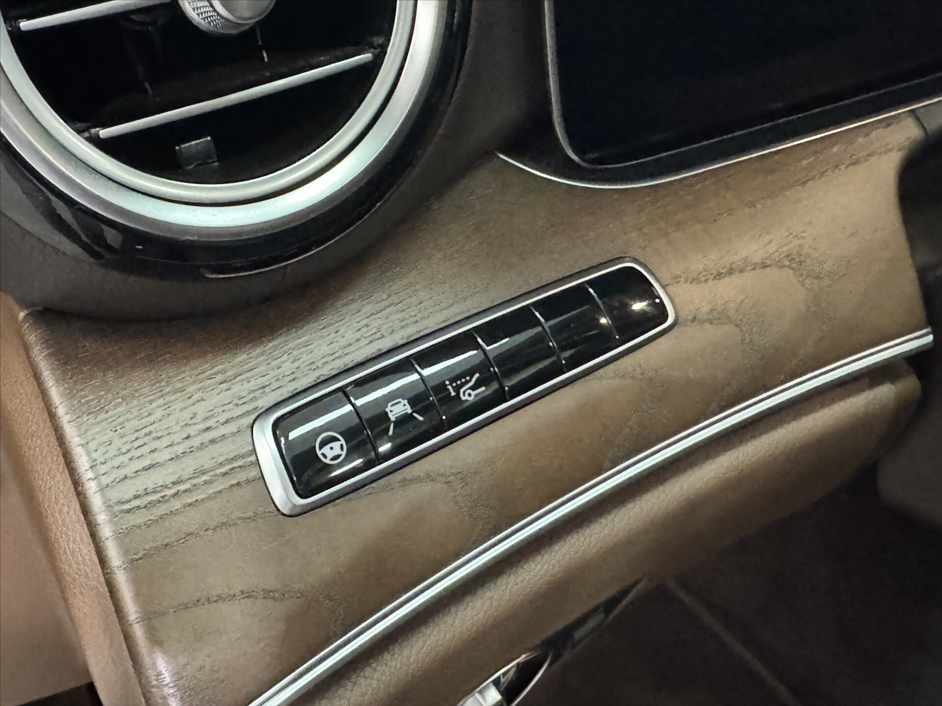 Mercedes-Benz Třídy E Sedan / Limuzína 2,9 l 250 kw