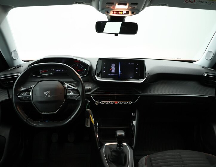 Peugeot 2008 SUV / Terénní 1,2 l 74 kw