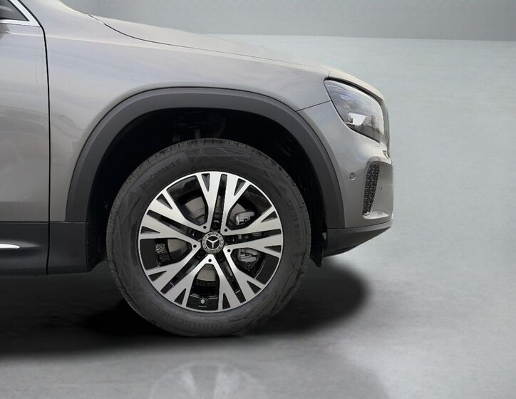 Mercedes-Benz GLB SUV / Terénní 1,3 l 120 kw