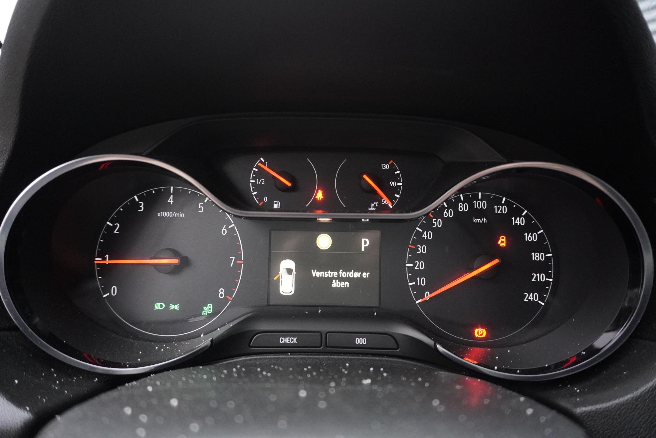 Opel Grandland X SUV 1,2 l 96 kw