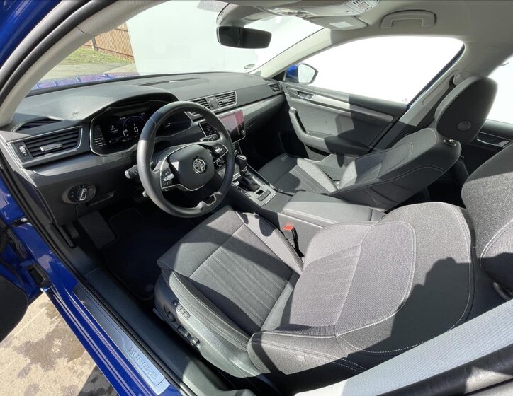 Škoda Superb Liftback 1,5 l 110 kw