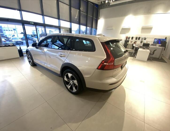 Volvo V60 2