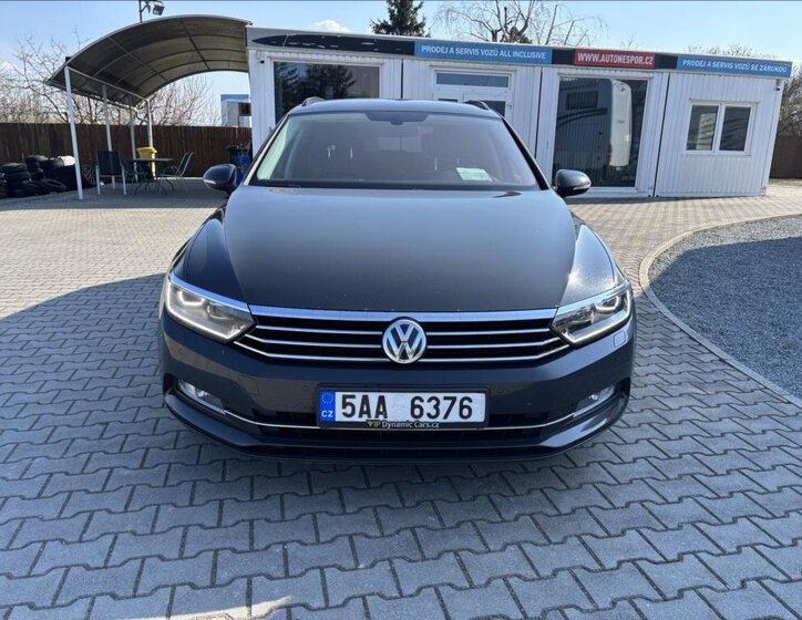 Volkswagen Passat Kombi 2,0 l 110 kw