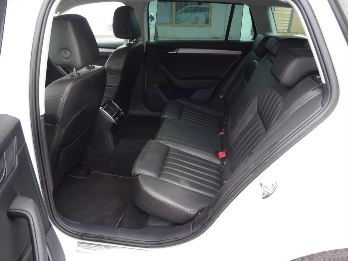 Škoda Superb Kombi 2,0 l 140 kw