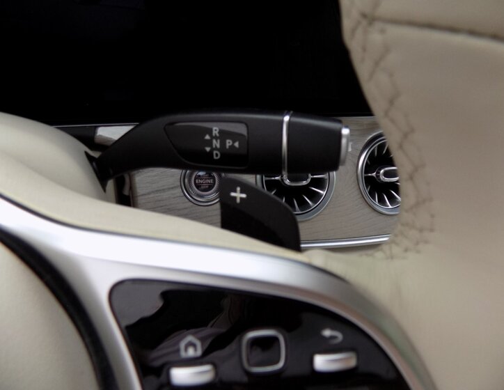 Mercedes-Benz Třídy E 28