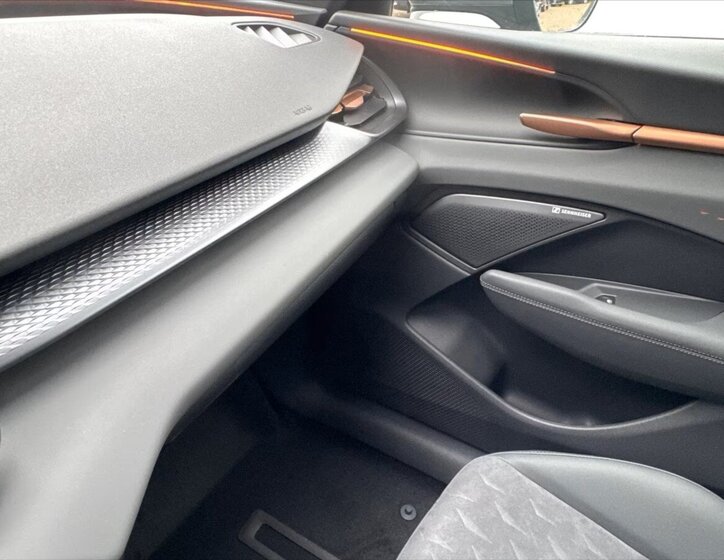 Cupra Terramar SUV / Terénní 2,0 l 195 kw