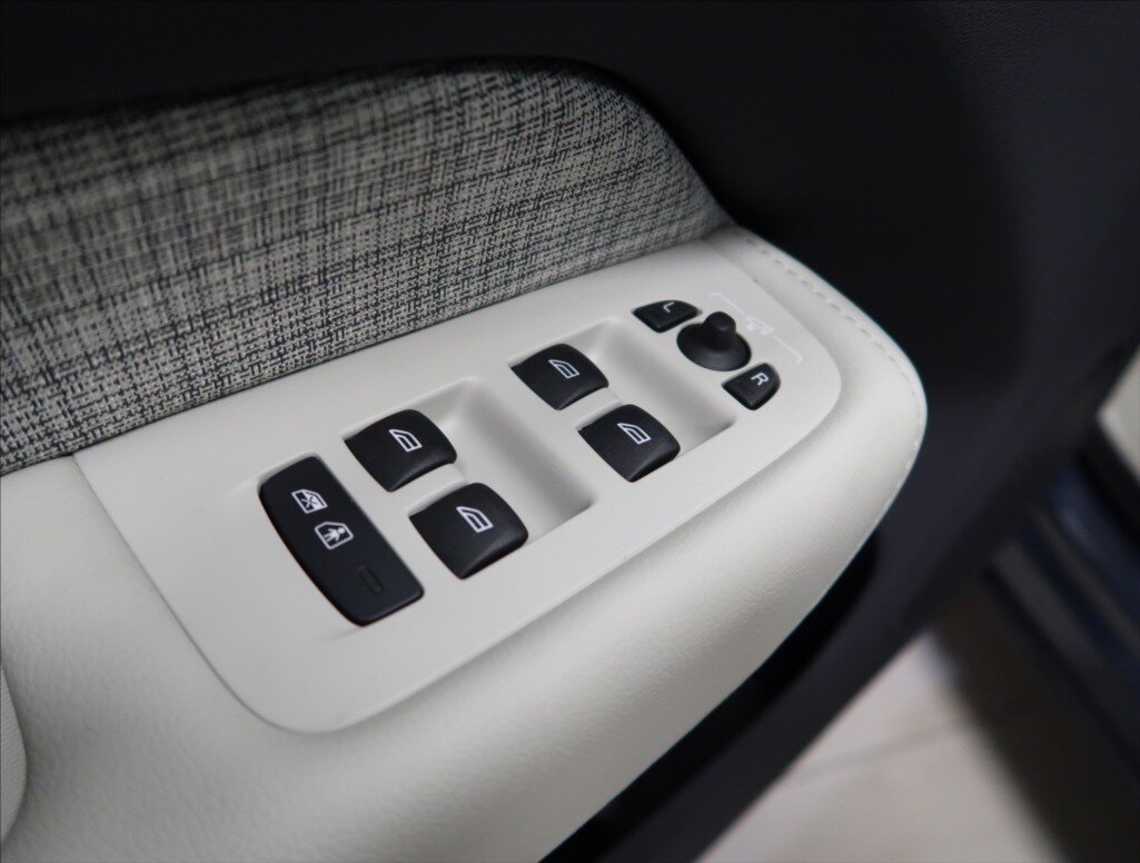 Volvo XC60 SUV 2,0 l 145 kw