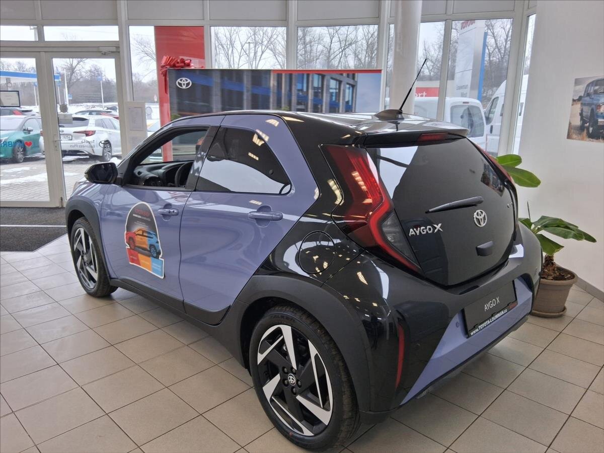 Toyota Aygo Hatchback 1,5 l 85 kw