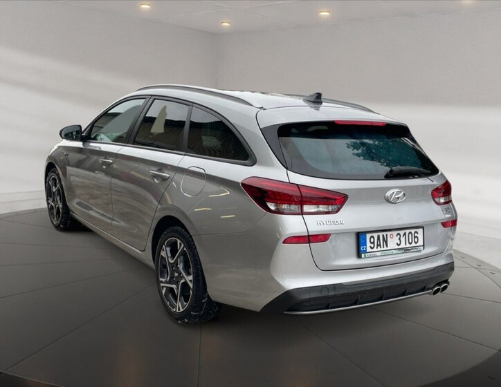 Hyundai i30 Kombi 998,0 88 kw