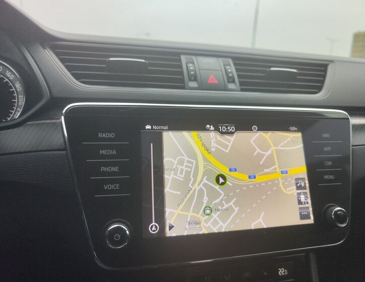 Škoda Superb Kombi 2,0 l 140 kw