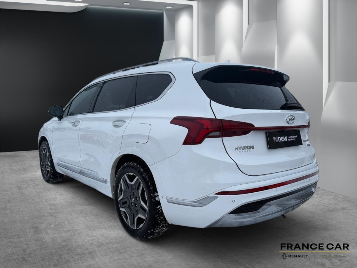 Hyundai Santa Fe SUV / Terénní 1,6 l 195 kw
