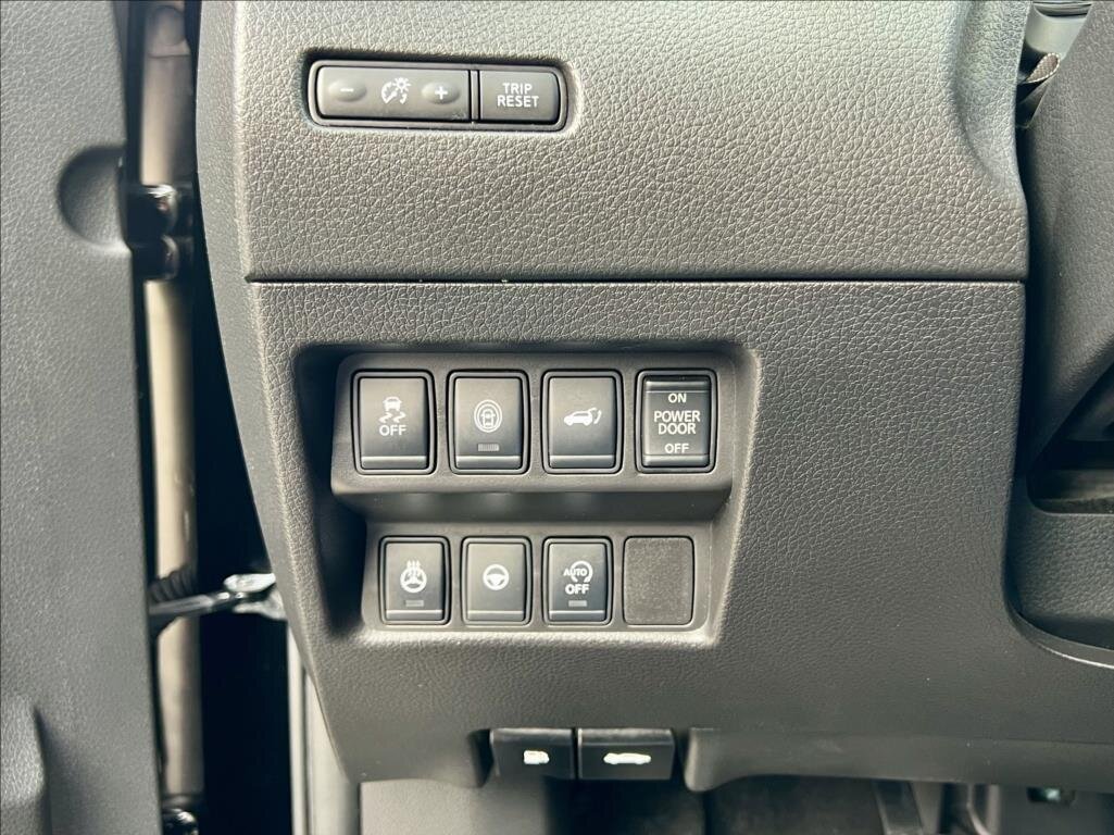 Nissan X-Trail SUV 1,7 l 110 kw