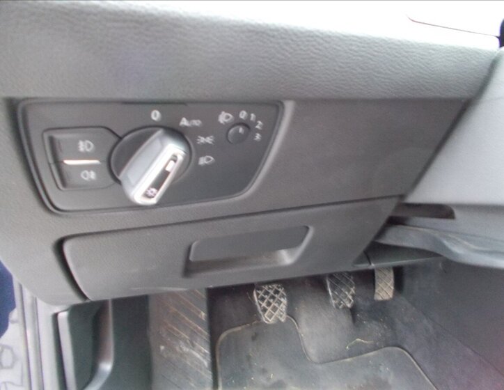 Volkswagen Passat Kombi 1,4 l 110 kw