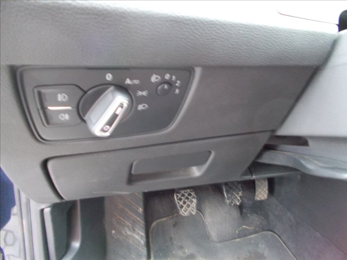 Volkswagen Passat Kombi 1,4 l 110 kw