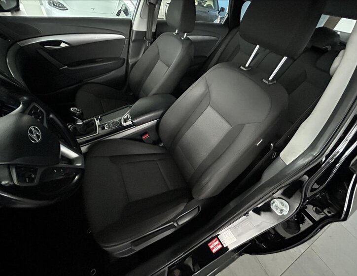 Hyundai i40 Kombi 1,6 l 99 kw