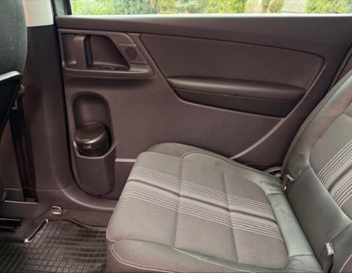 Volkswagen Sharan 19