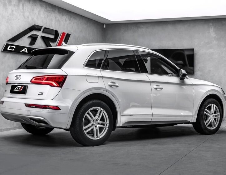 Audi Q5 SUV 2,0 l 140 kw