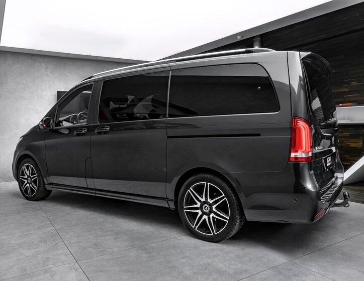 Mercedes-Benz Třídy V 7