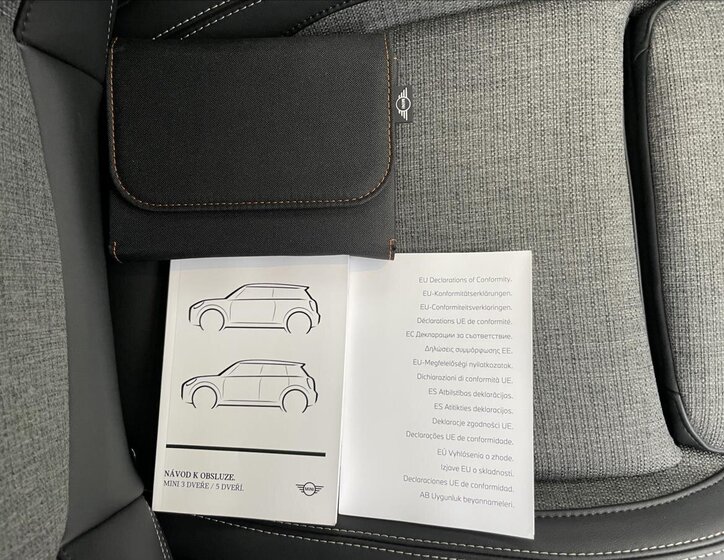 Mini Cooper Hatchback 1,5 l 100 kw