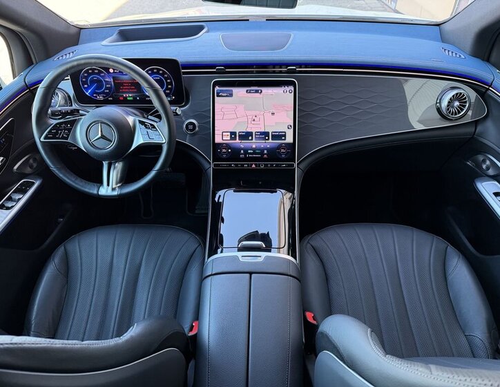 Mercedes-Benz EQE SUV / Terénní 0,0 215 kw